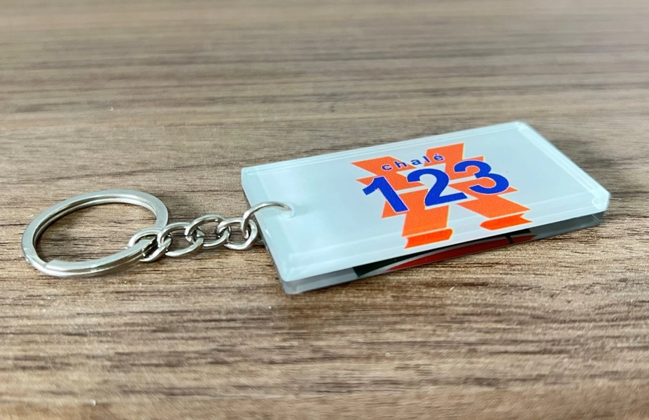 Chaveiro Personalizado em acrilico com impressão interna